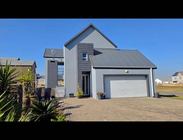 3 BEDROOM HOUSE FOR SALE IN RIVERSPRAY LIFESTYLE ESTATE